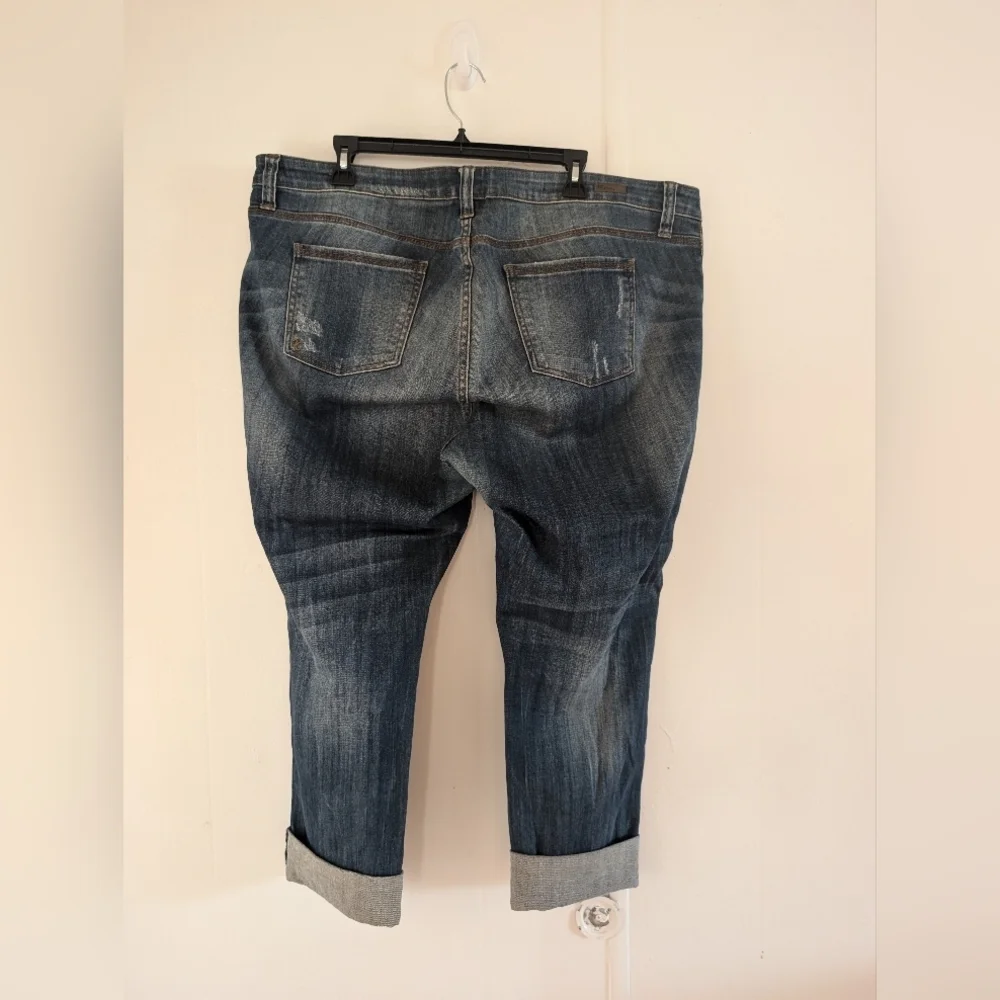 Women's Blue Jeans - Picture 6 of 8